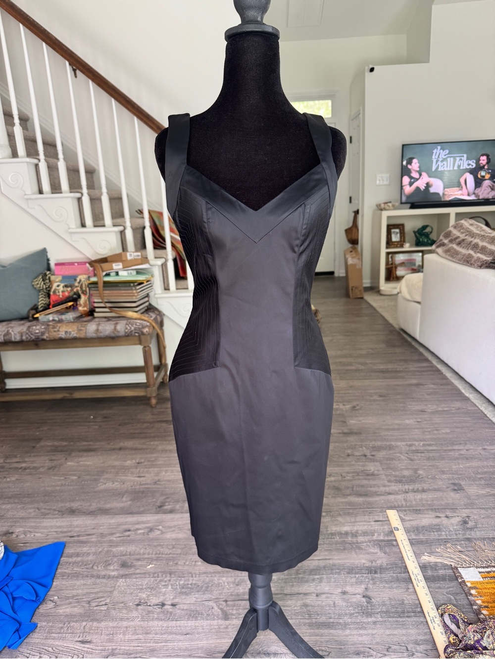 Cache Black Mini Sheath Dress with Wide Straps - Picture 9 of 10